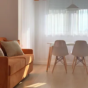  Apartament Colorful By The Sea - 1 Min From The Albania